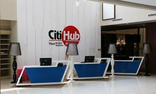 Citihub Hotel @Kediri Экстерьер фото