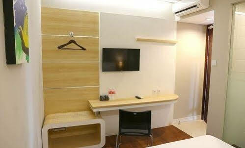 Citihub Hotel @Kediri Экстерьер фото